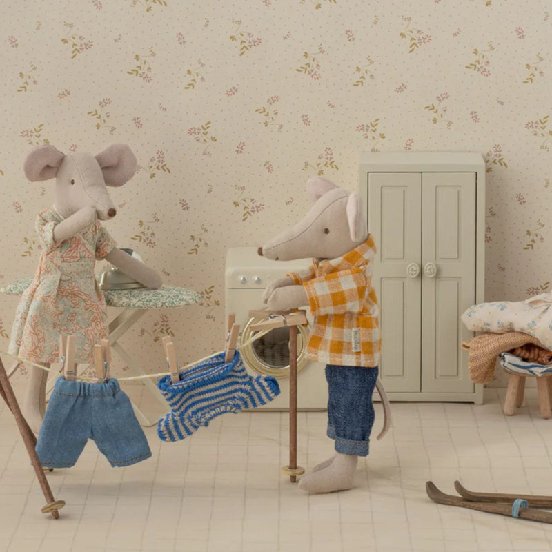 Knitted Blue Stripe Sweater and Pants, Big Brother Mouse