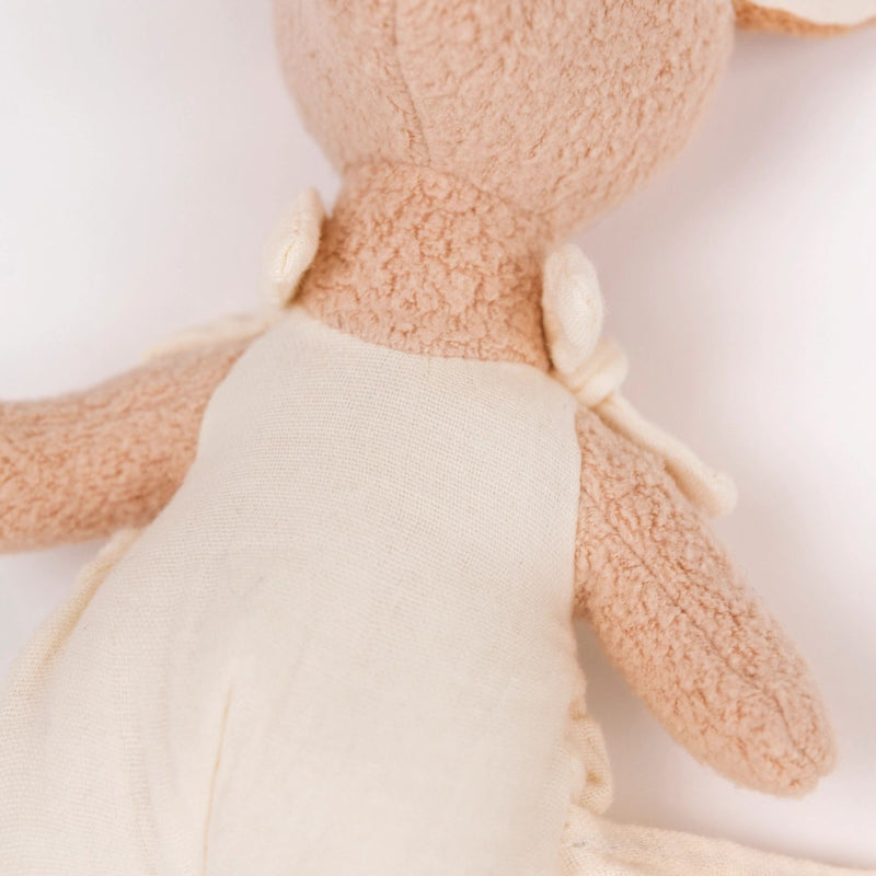 Organic Leonie Giraffe Doudou Pocket