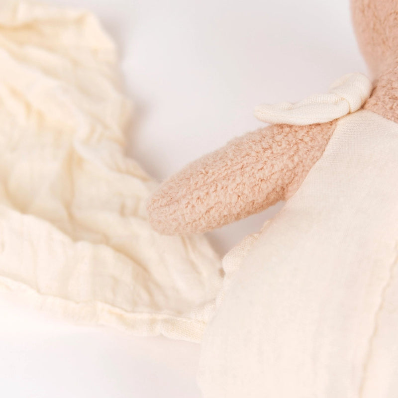 Organic Leonie Giraffe Doudou Pocket