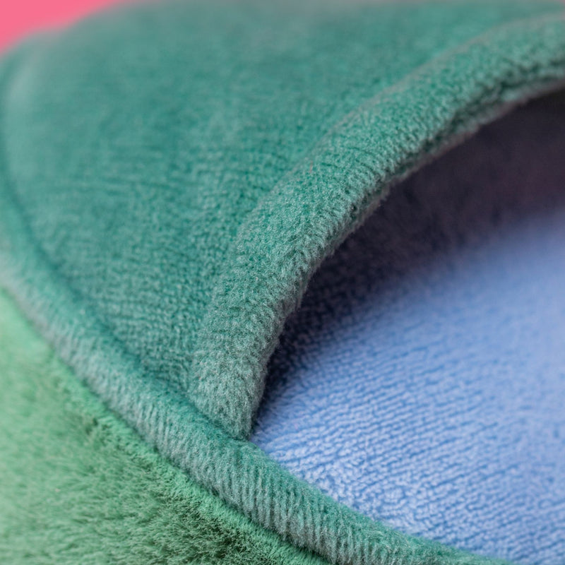 Amueseables Watering Can