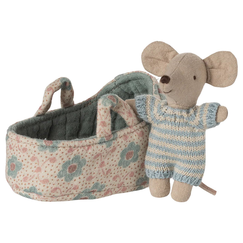 Baby Mouse in Carry Cot