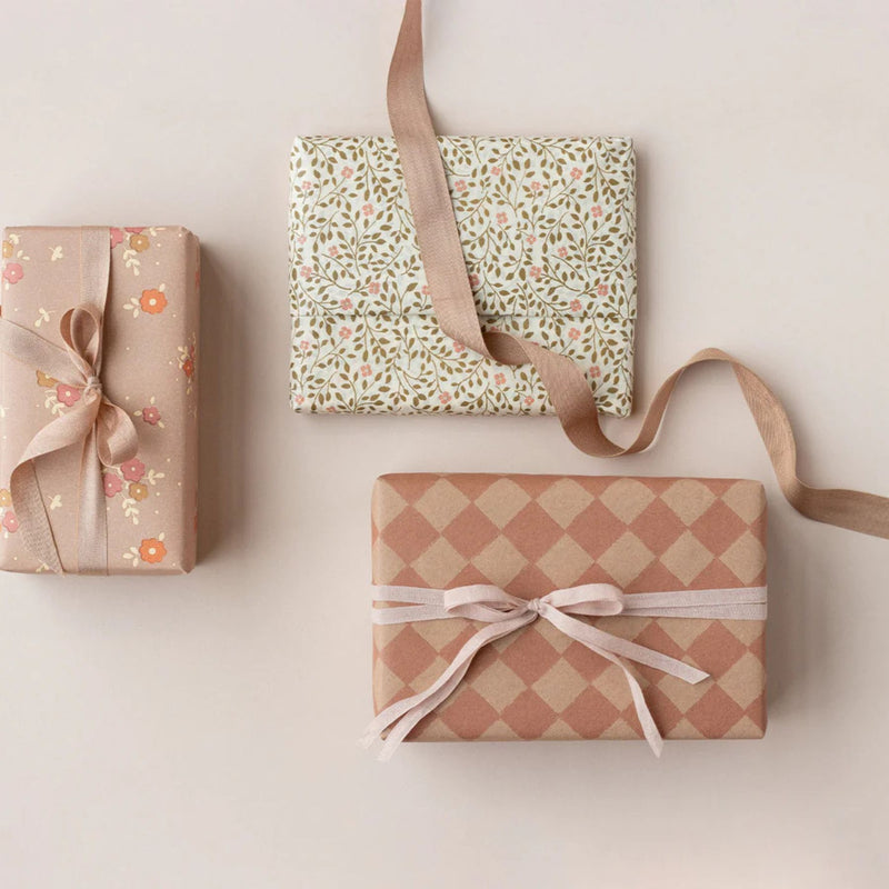 Wrapping Paper, Checker Powder/Vintage Rose