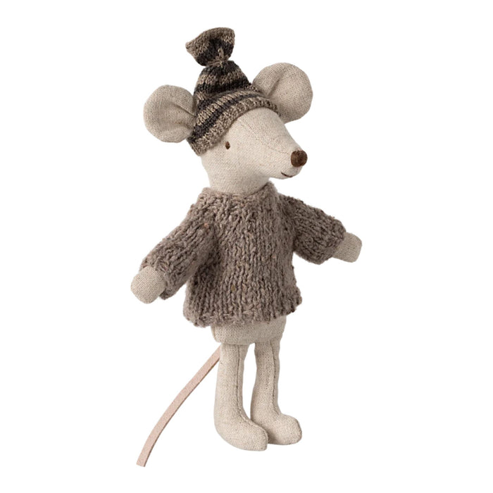 Knitted Sweater and Hat, Mouse