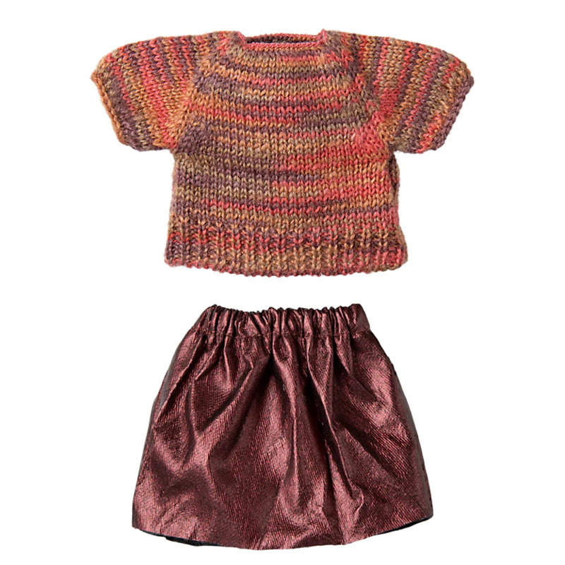 Skirt and Knitted Mouse, Mum Mouse