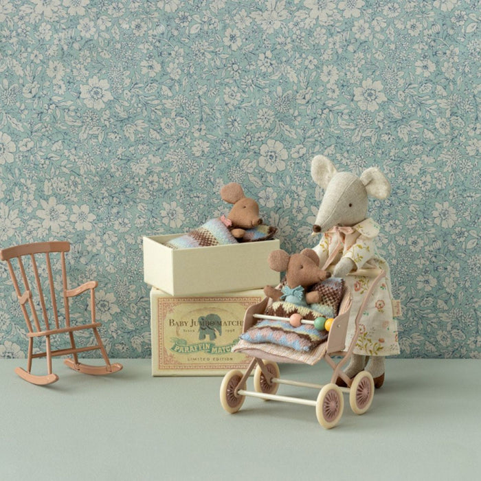 Baby Mouse, Sleepy/Wakey in Matchbox