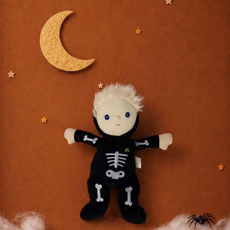 Dinky Dinkum Scully Skeleton, Blue Eyes