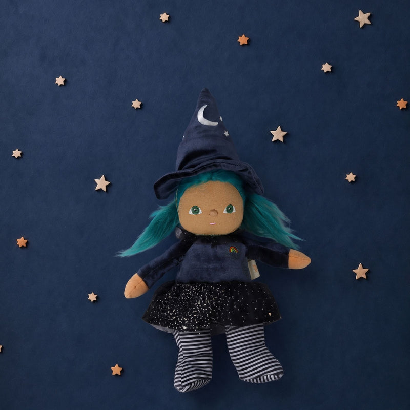 Dinky Dinkum Winnie Witch